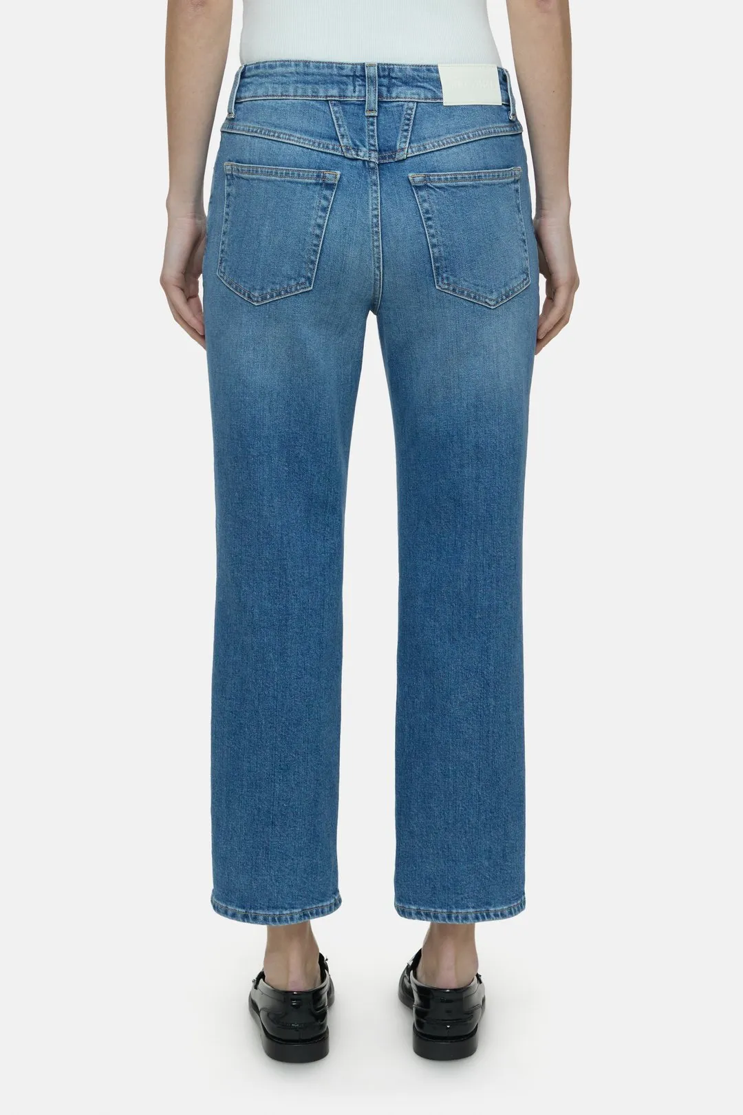 Closed Milo Jean in Distressed Mid Blue