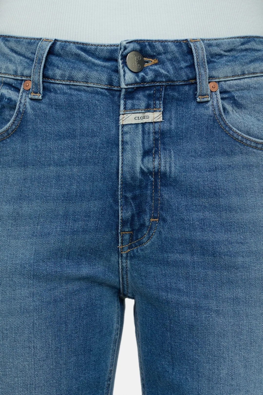 Closed Milo Jean in Distressed Mid Blue