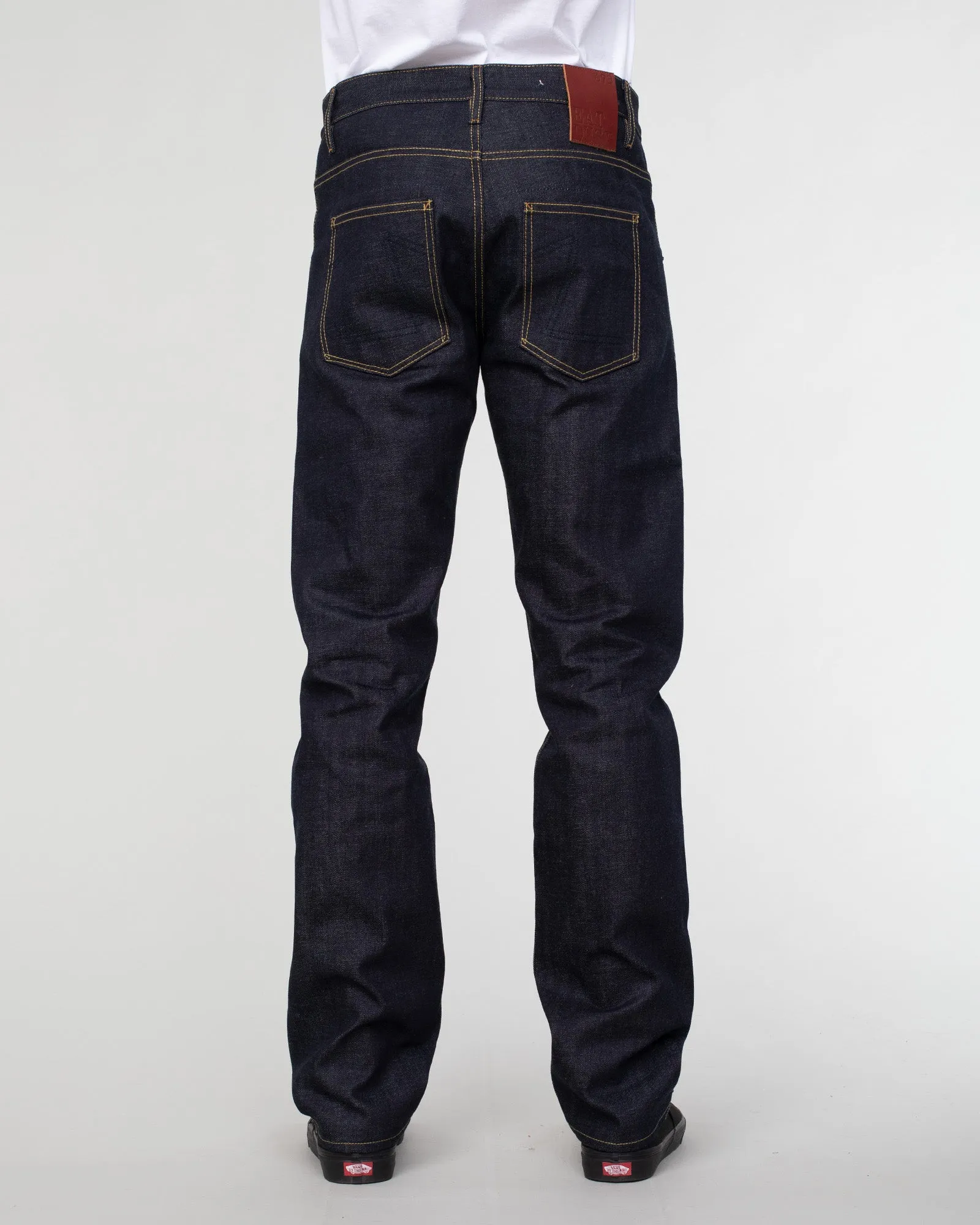 FIT 76 Regular Straight Selvedge Denim L32