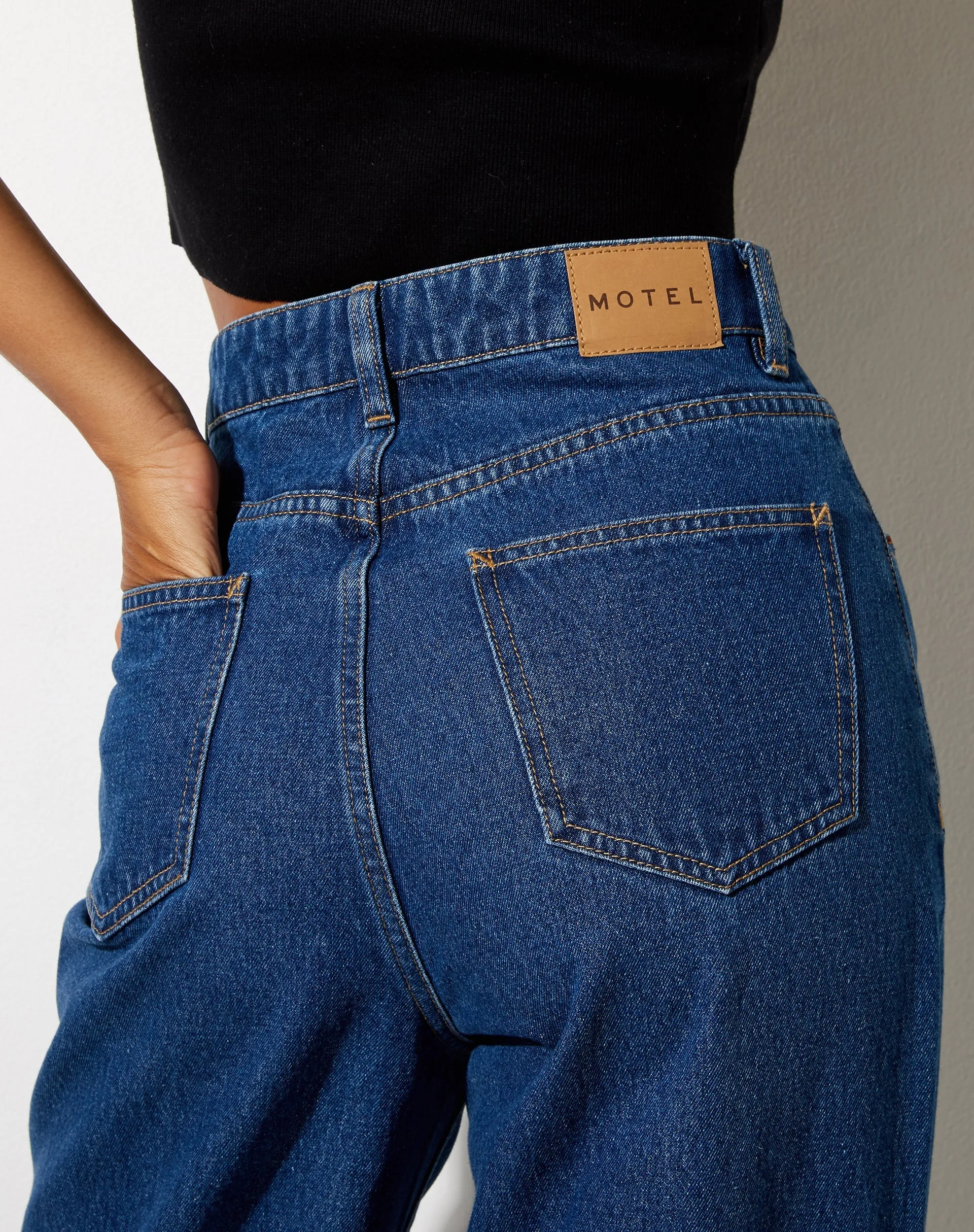 Roomy Extra Wide Jeans in Classic Blue