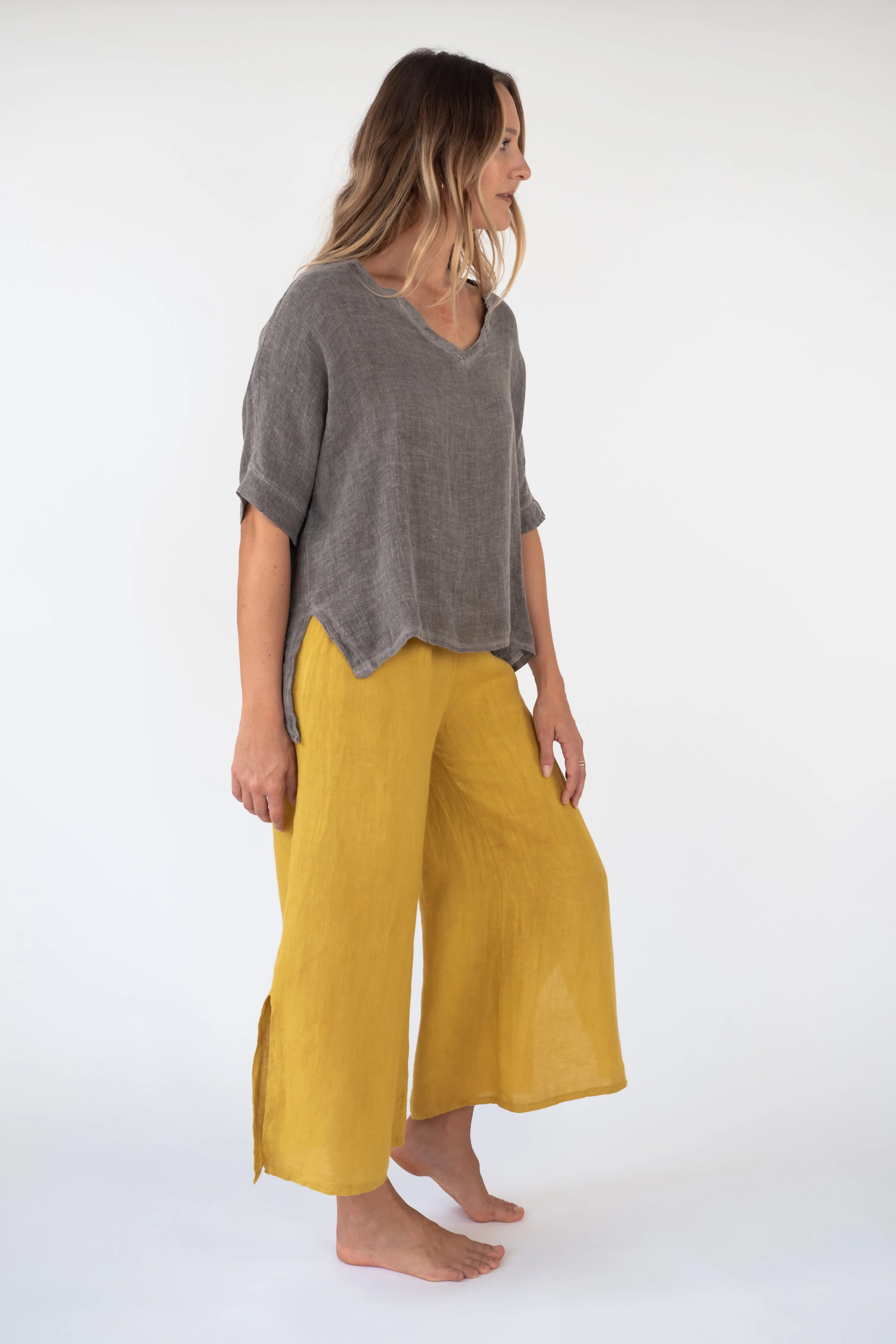 the KULALA mesh Linen/cotton Top