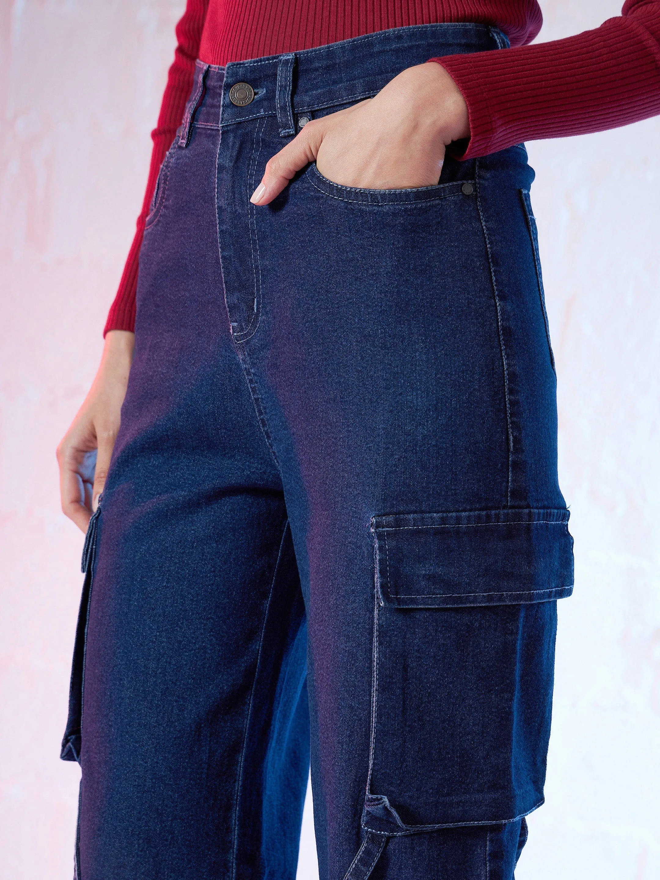 Women Blue Straight Fit Cargo Jeans